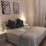 Aura - Centre Como