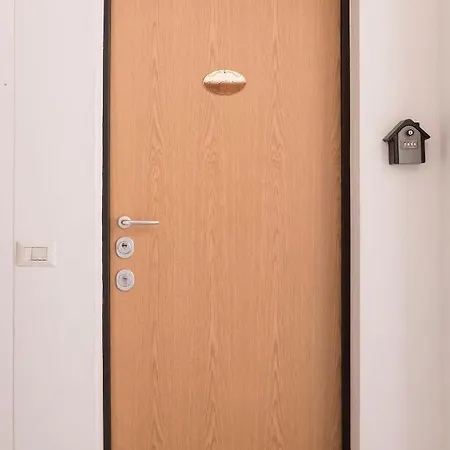 Aura - City Centre Apartment