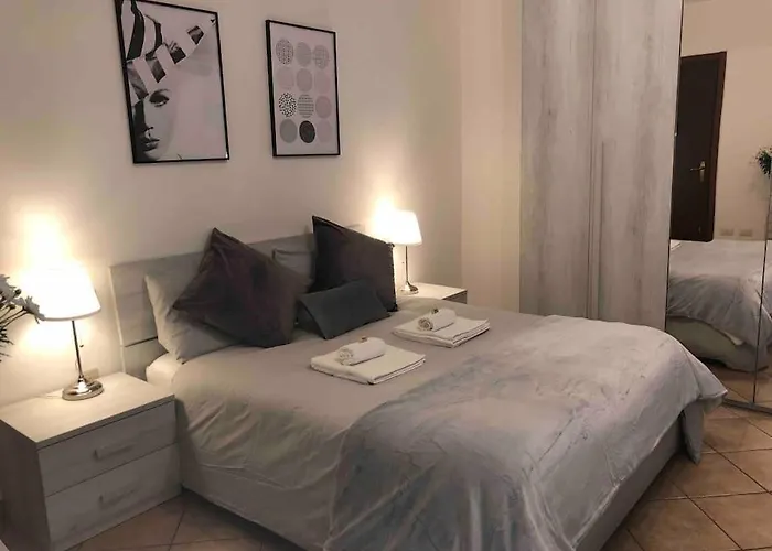 Aura - Centre Como